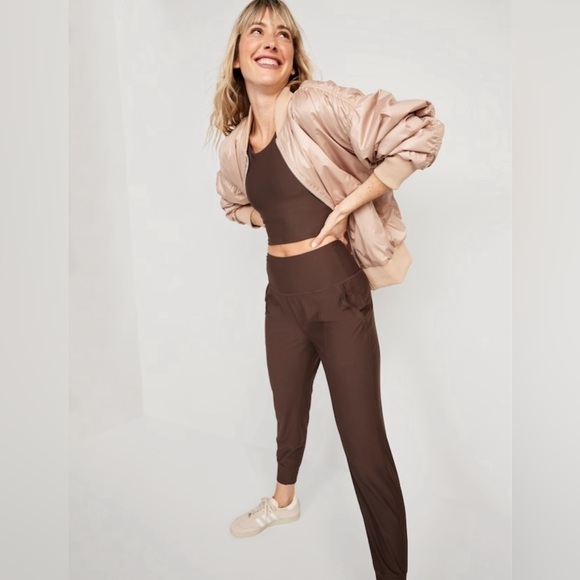 NWT! Dark Roast Coffee High-Waisted PowerSoft 7/8-Length Jogger Medium Petite🏋️ - Picture 3 of 9